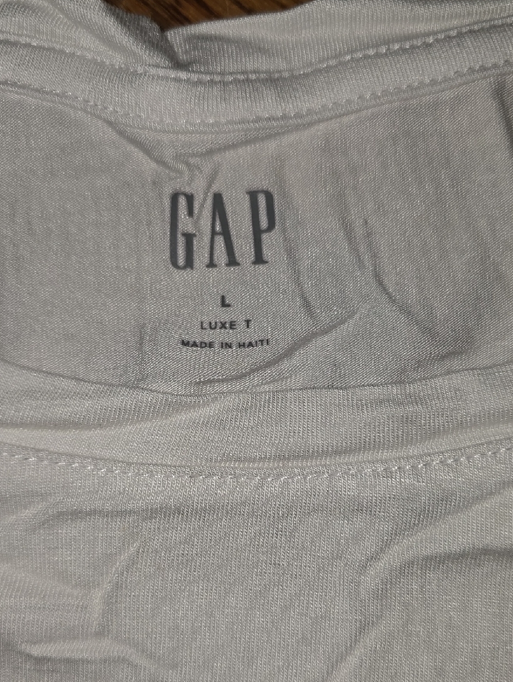 GAP Luxe Tee - Picture 3 of 3